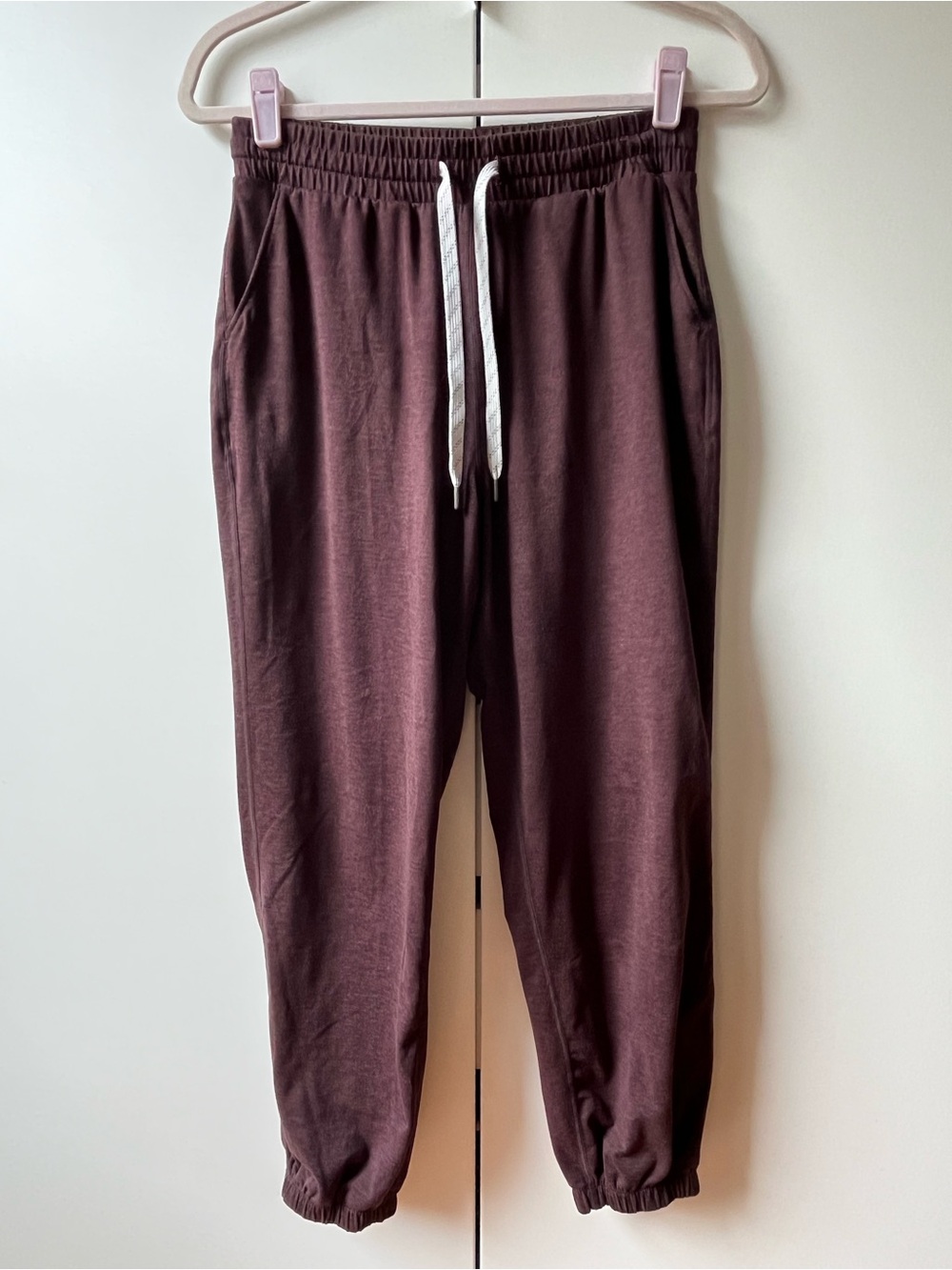 Kirkland Signature Ladies Lightweight Jogger Red Maroon Burgundy S Small